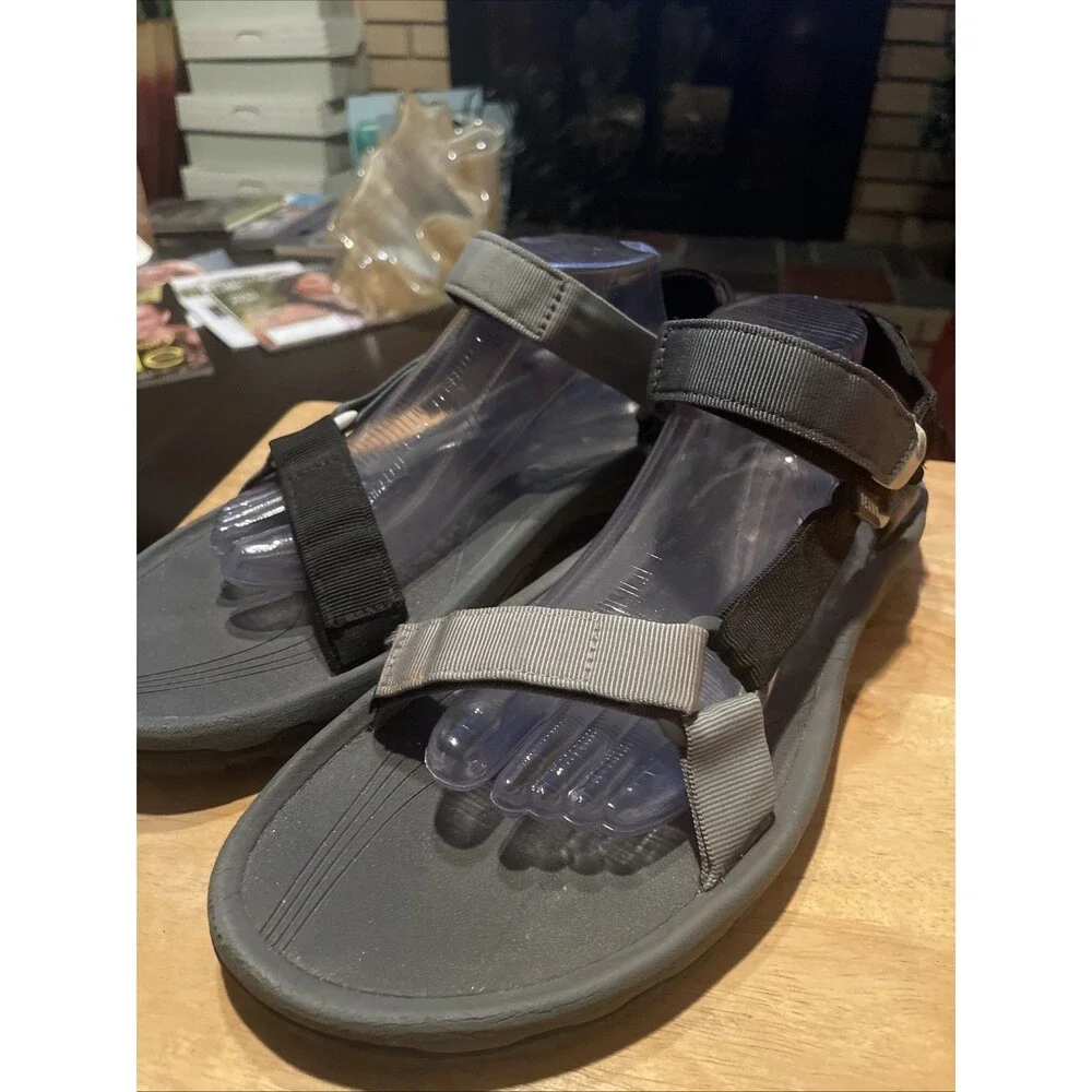 Teva Hydratek Strappy Sandal Men's US Size 13 Outdoor Hiking Walking Gray Black